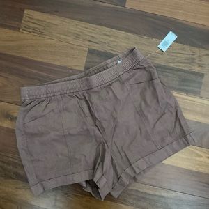 Size medium brown pull on shorts old navy NWT linen